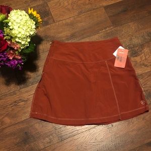 SOLD NWT Marmot Topas Skort Small Cinnamon #6519